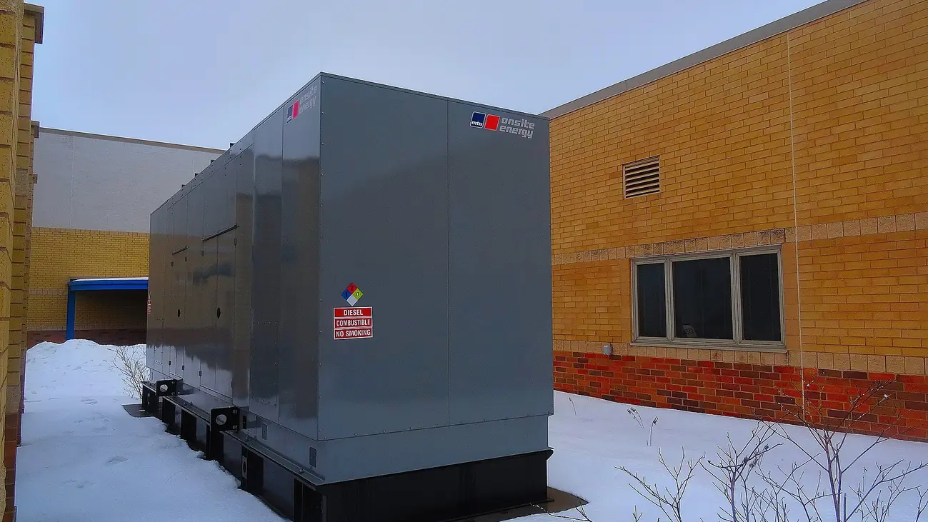 Glacier Creek Middle School Backup Generator - panoramio.jpg