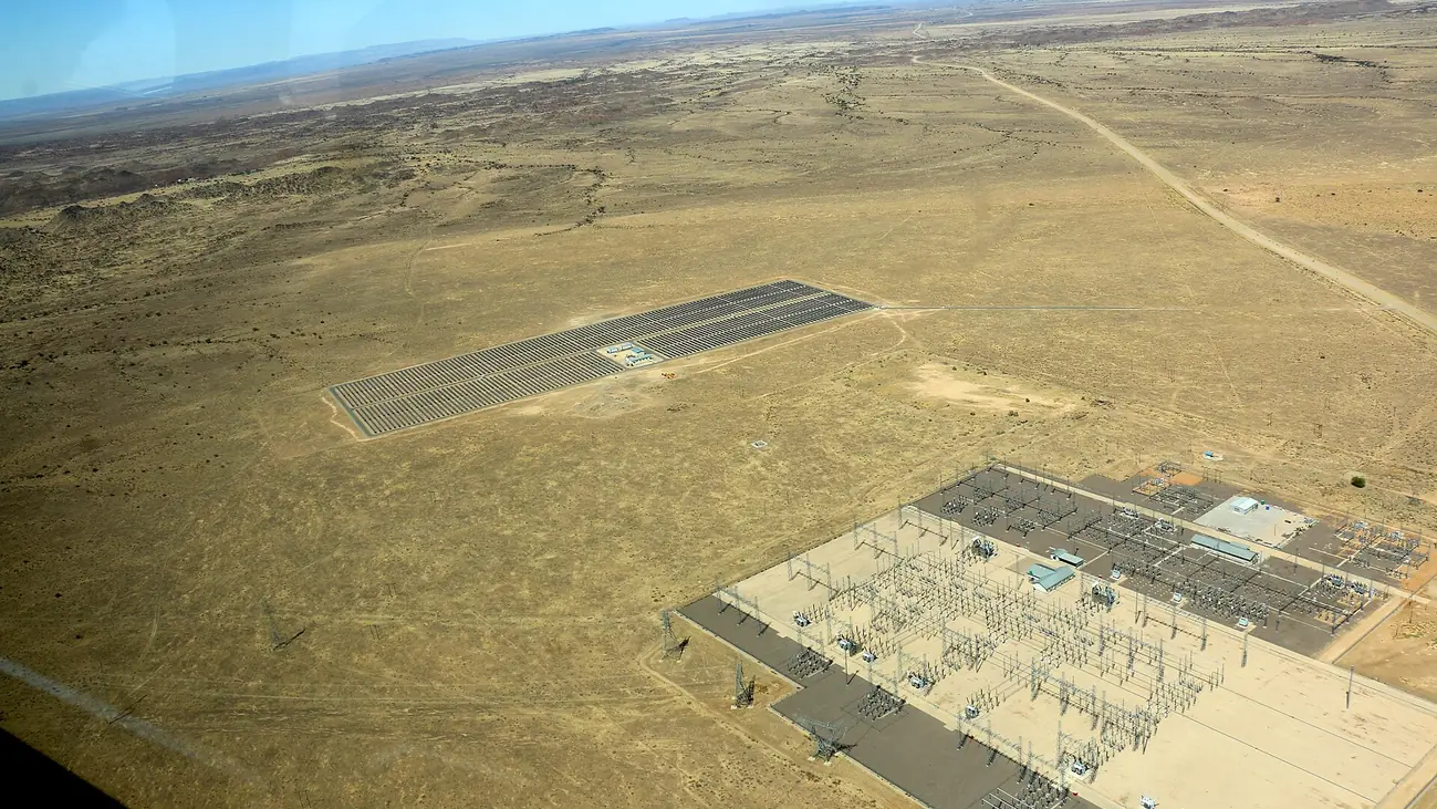Solar Power Plant and High Voltage Plant in Keetmanshoop.jpg