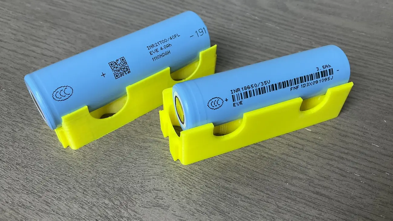 Prismatic vs Pouch vs Cylindrical Cells for Energy Storage: A Comparison